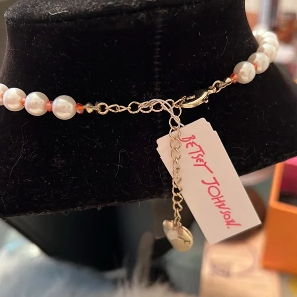 Betsey Johnson Multicolor Cat and Faux Pearl Necklace with Pink - Picture 13 of 13